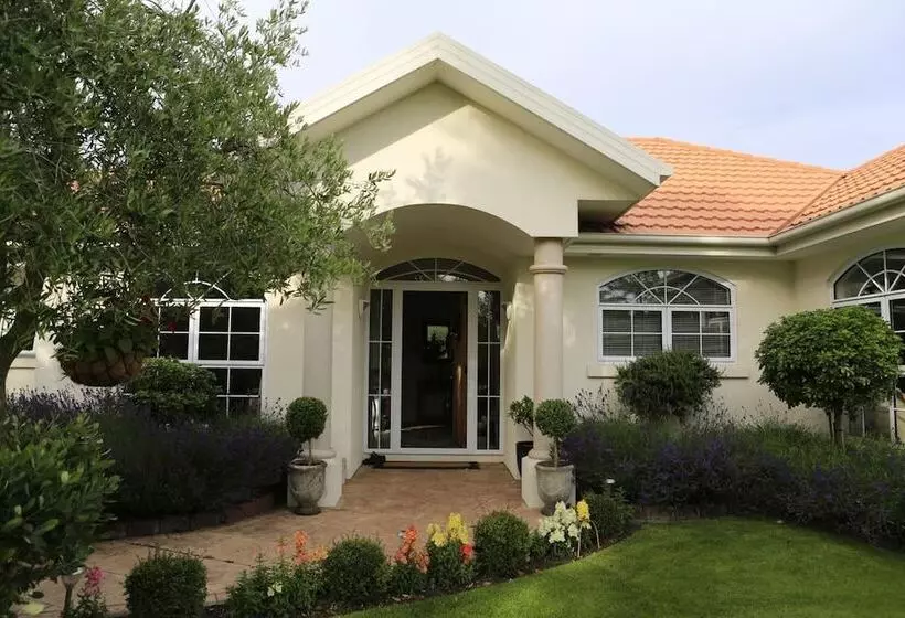 Olive House Bed And Breakfast