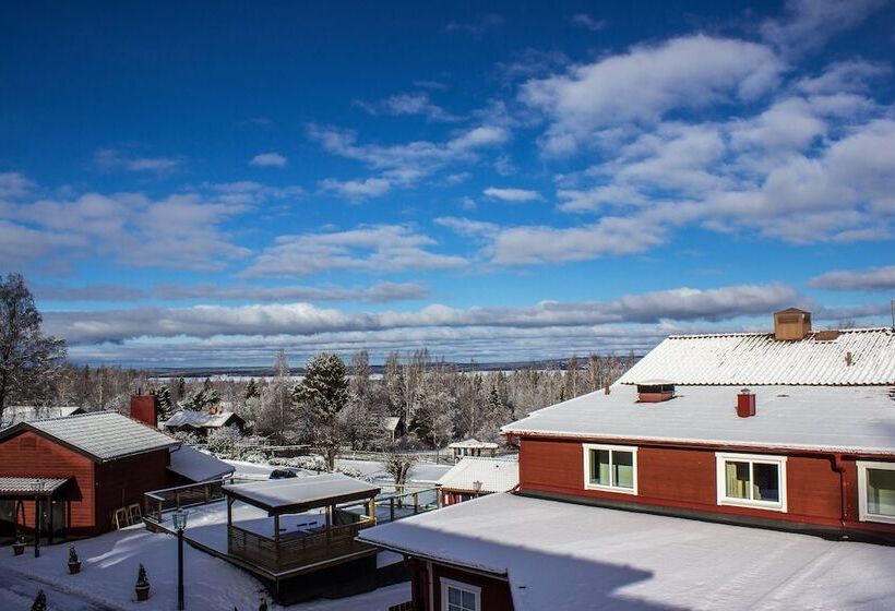 אתר נופש L Gyllene Hornet