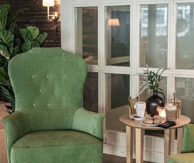 אתר נופש L Gyllene Hornet