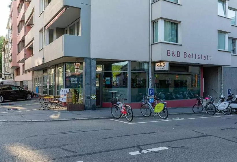 تختخواب و صبحانه Bettstatt Neustadt