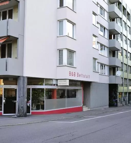 تختخواب و صبحانه Bettstatt Neustadt