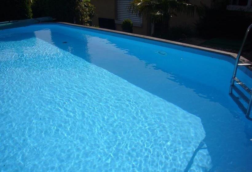 住宿加早餐  Reni S Oase Am Bodensee