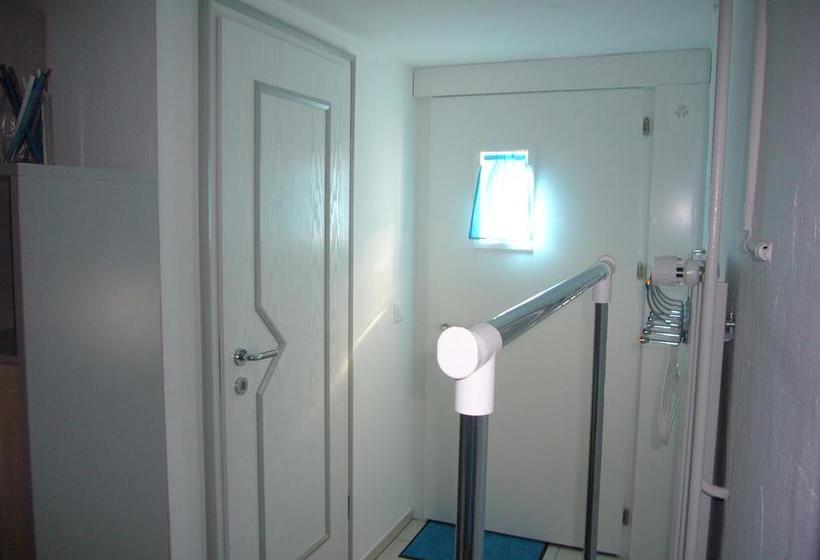 住宿加早餐  Reni S Oase Am Bodensee