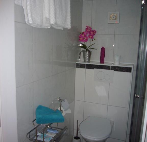 住宿加早餐  Reni S Oase Am Bodensee