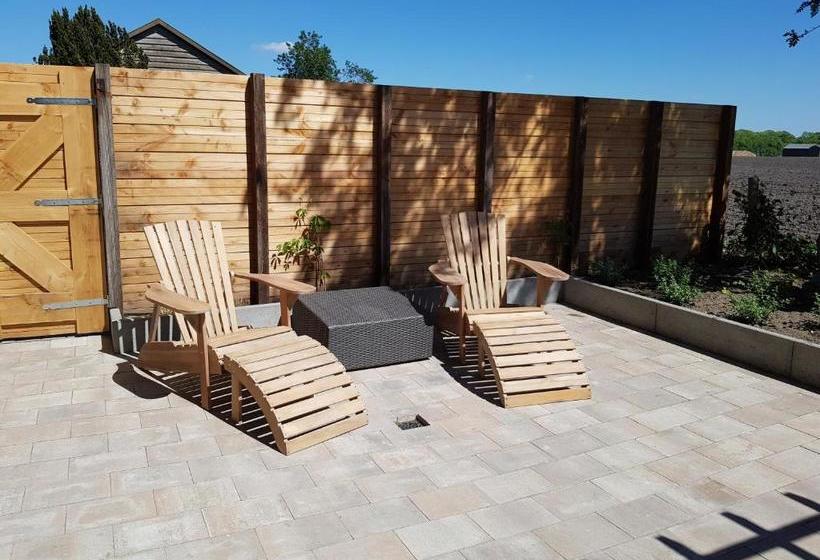 Bed & Breakfast De Lindehoek