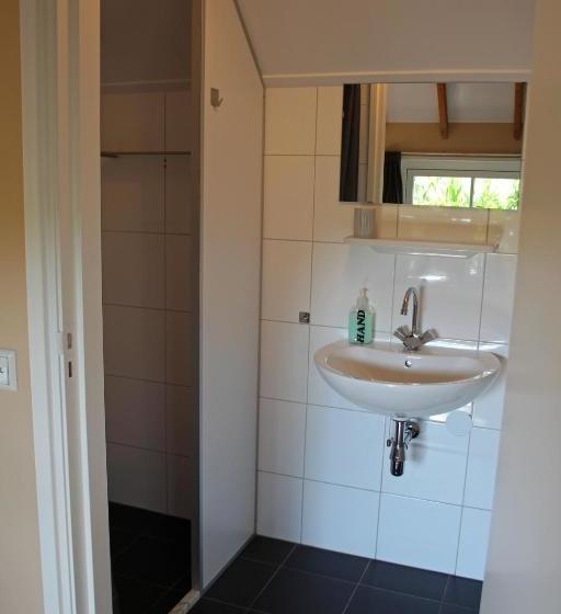 Bed & Breakfast De Lindehoek