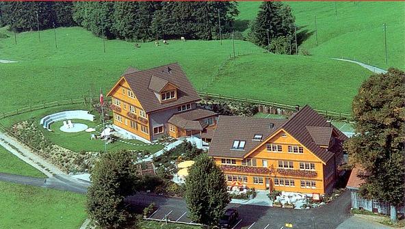 호텔 Und Restaurant Chäseren