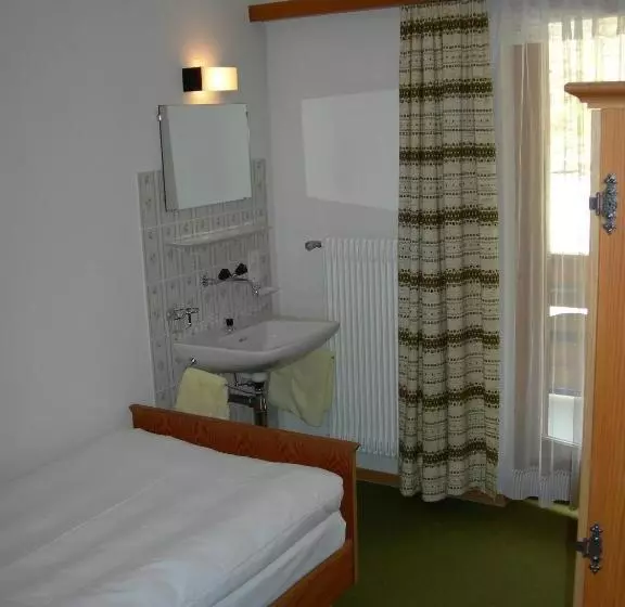 Hotelli Adler