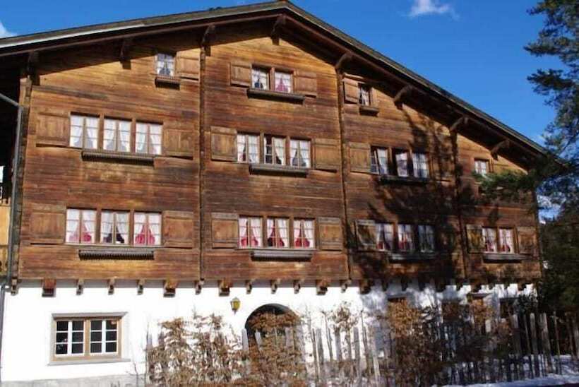 בית מלון כפרי Bündnerhaus