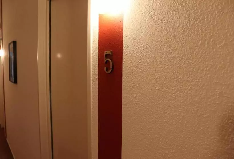 ホテル Borgovecchio Albergo