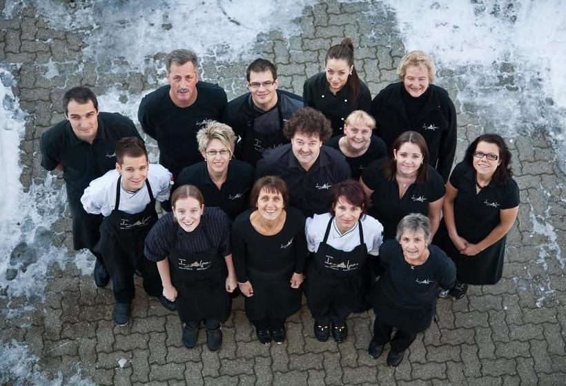 בית מלון כפרי Des Alpes