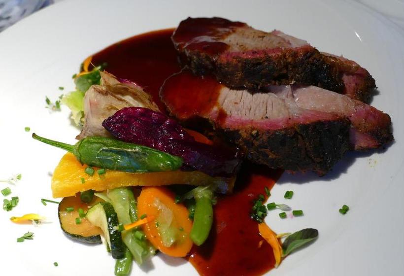 هتل Gasthaus Schlosshalde