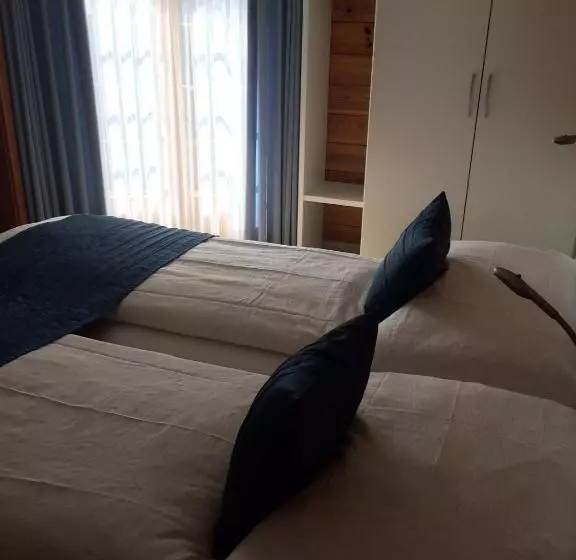 ホテル Mazot Zermatt