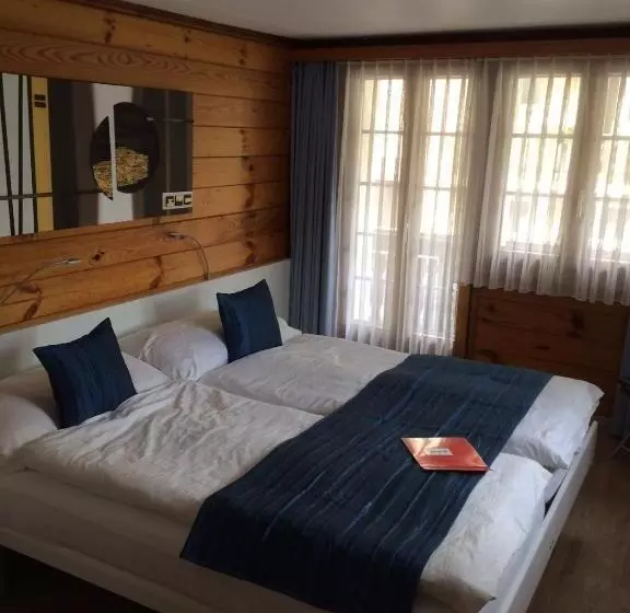 ホテル Mazot Zermatt