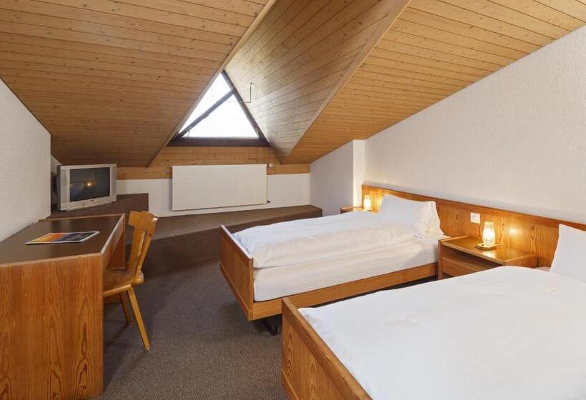 ホテル & Restaurant Chärnsmatt