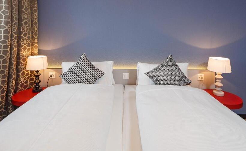 ホテル & Restaurant Chärnsmatt