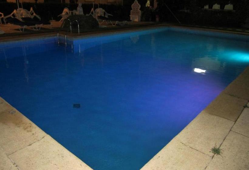 Отель Santa Rita