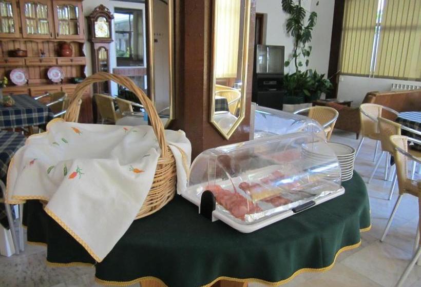 Отель Santa Rita