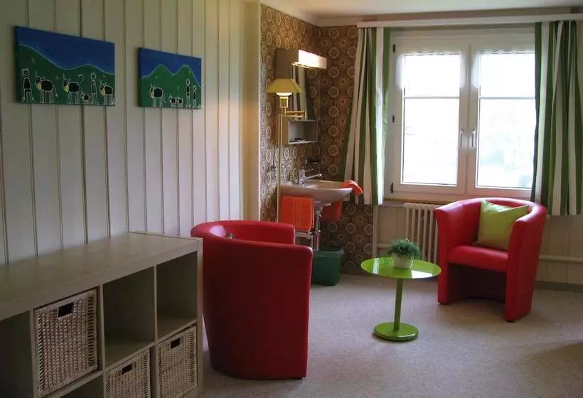 Hotelli Zimmer & Z Morgä Schönenboden