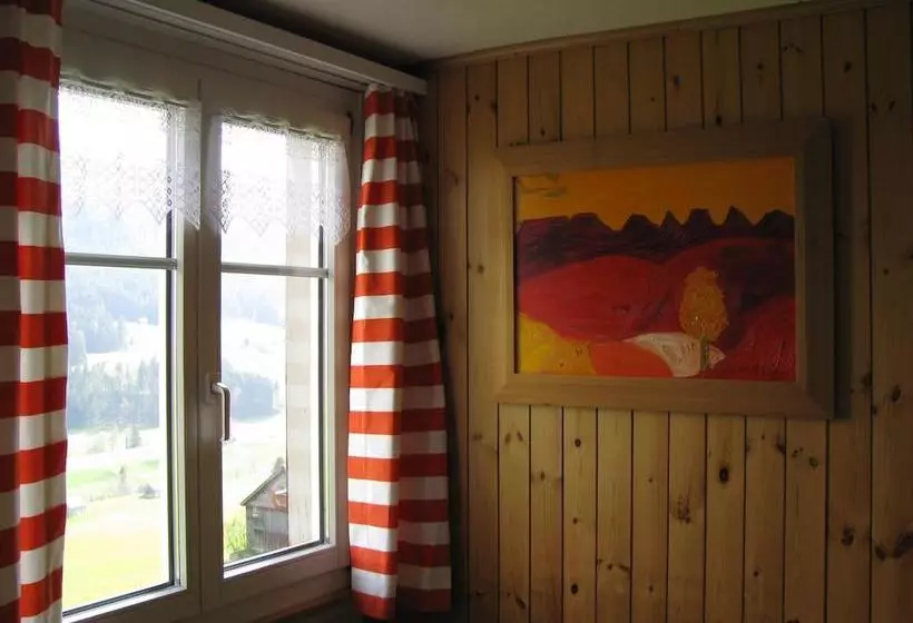 Hotelli Zimmer & Z Morgä Schönenboden