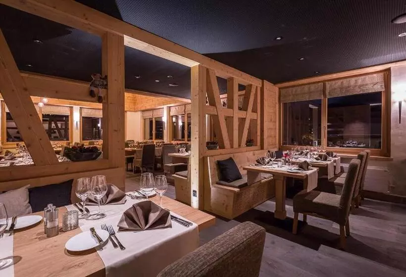 Hotelli Spitzhorn Superieur