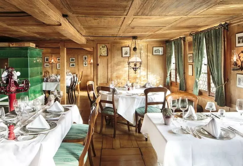Swiss Chalet Merlischachen Romantik Schloss Hotel Am See