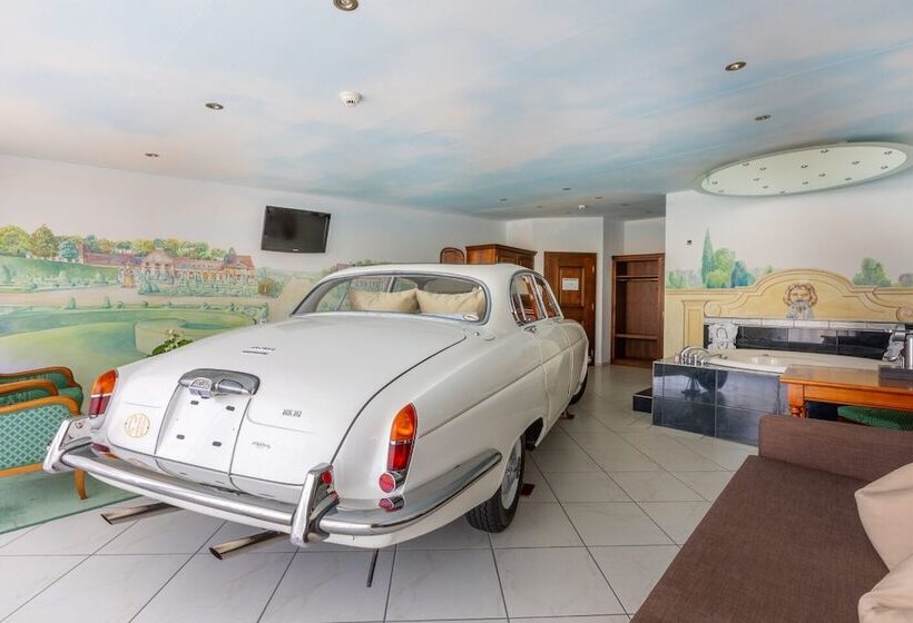 Swiss Chalet Merlischachen Romantik Schloss Hotel Am See