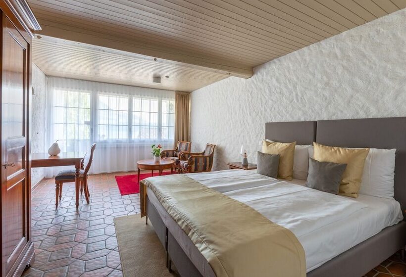 Swiss Chalet Merlischachen Romantik Schloss Hotel Am See