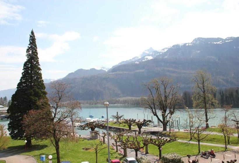 בית מלון כפרי Walensee Trattoria