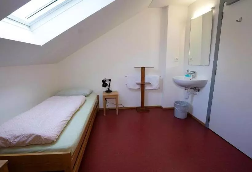 Kreuzlingen Youth Hostel