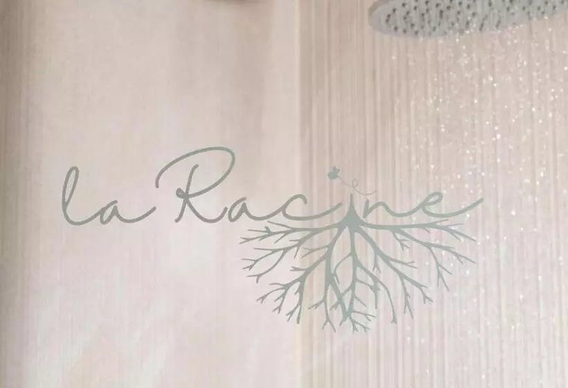 Retkeilymaja La Racine