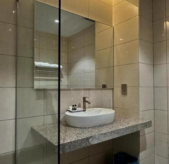 בית מלון כפרי Malibest Premier