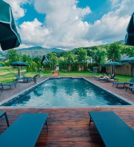 Отель Palm Bungalov