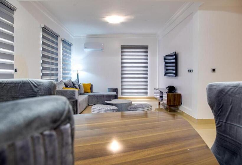 Lakowe Lakes Hotel, Golf And Country Estate By Newmark