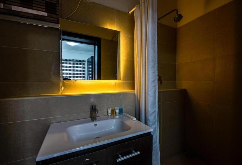 Lakowe Lakes Hotel, Golf And Country Estate By Newmark