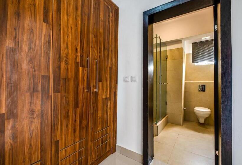 Lakowe Lakes Hotel, Golf And Country Estate By Newmark