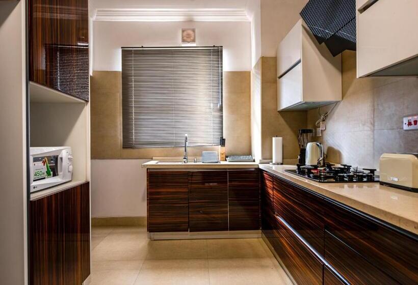 Lakowe Lakes Hotel, Golf And Country Estate By Newmark