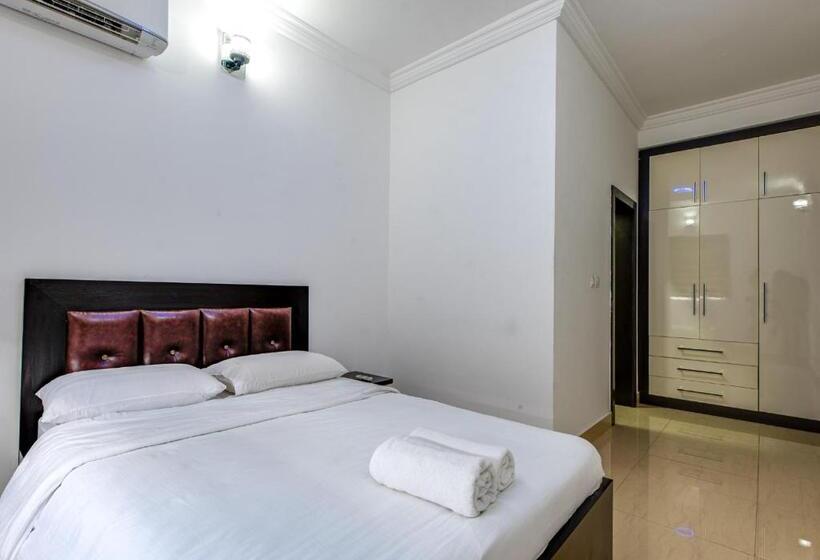 Lakowe Lakes Hotel, Golf And Country Estate By Newmark