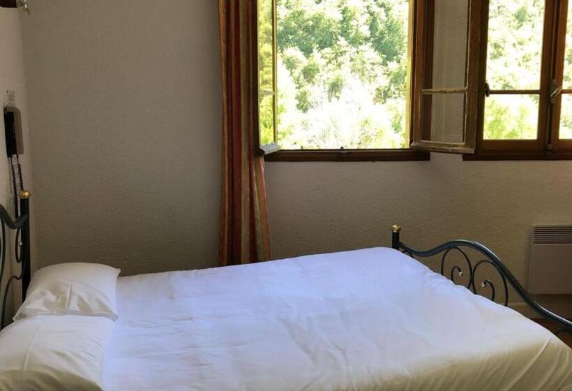 Отель Hôtel Bar L Embarcadère