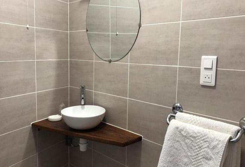 Отель Hôtel Bar L Embarcadère