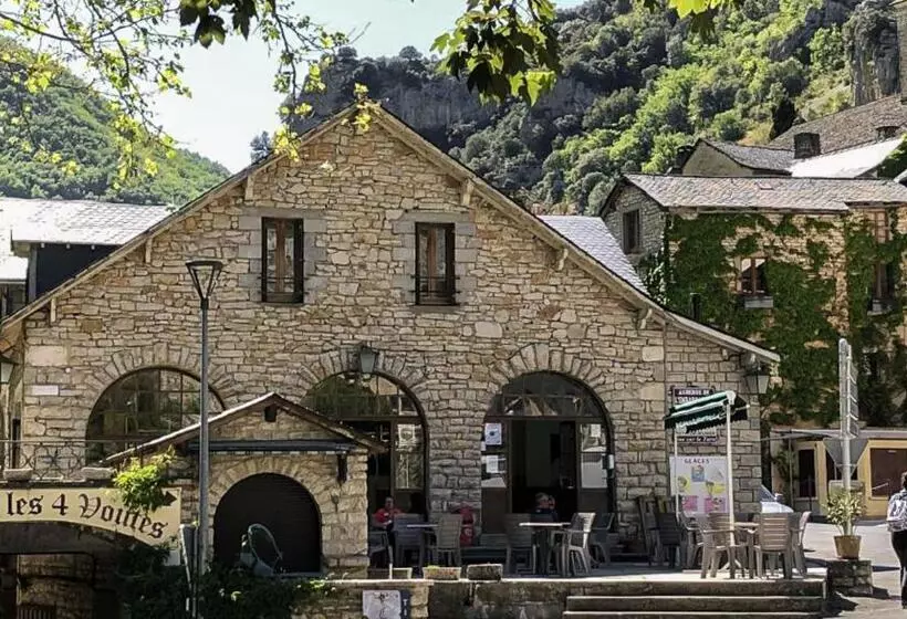ホテル Hôtel Bar L Embarcadère
