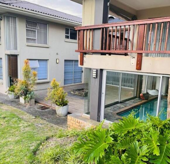 بنسيون Ocean View Villa