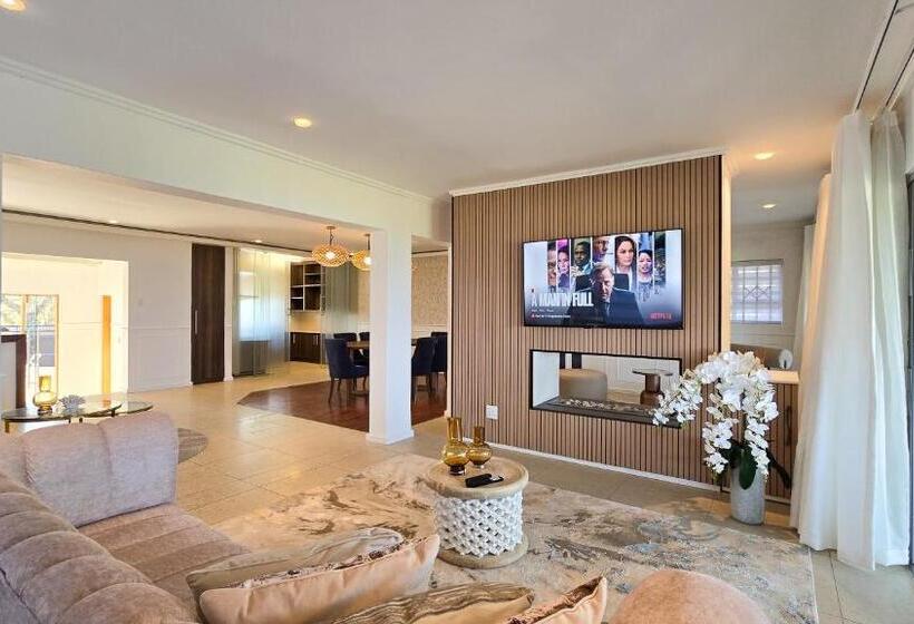 بنسيون Ocean View Villa