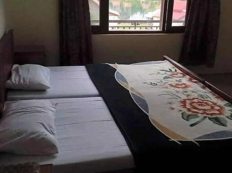 Shalimar Hotel And Restaurant