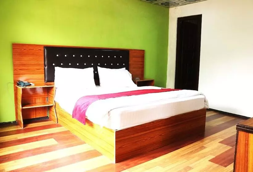 Shalimar Hotel And Restaurant