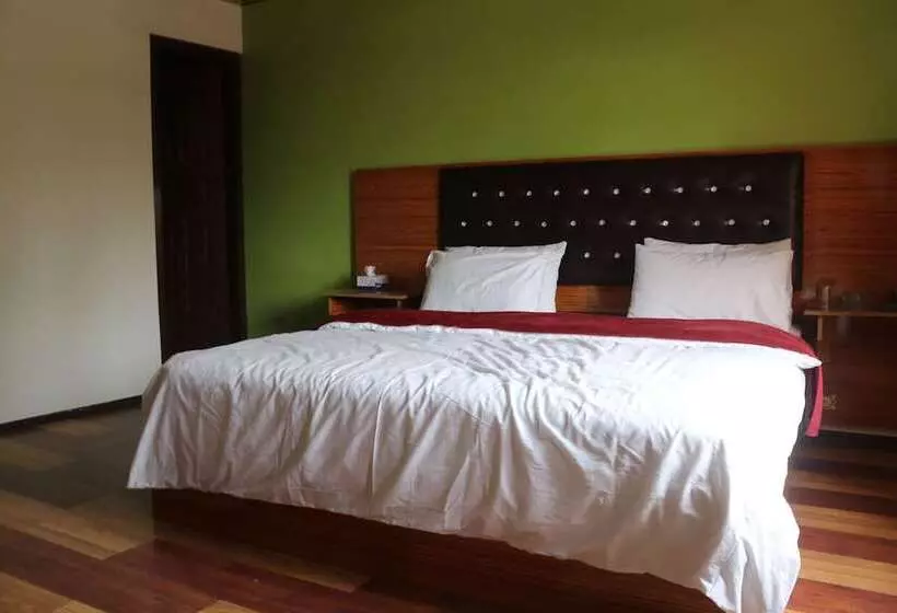 Shalimar Hotel And Restaurant