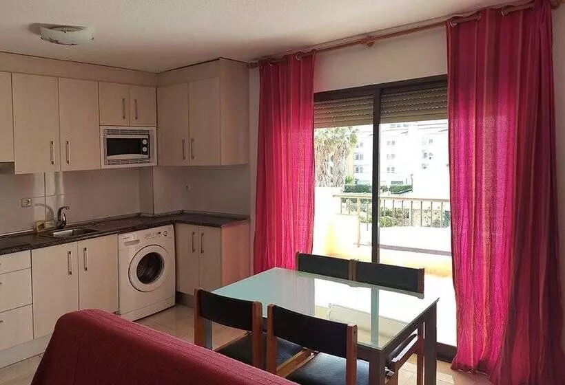 Apartamentos Kronos 3000