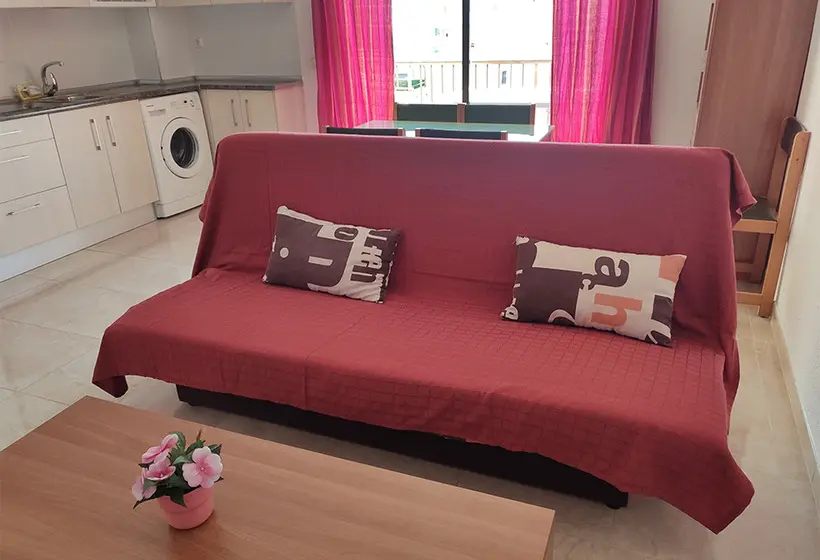 Apartamentos Kronos 3000