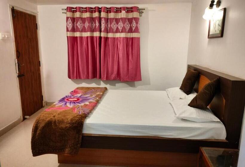 Hotel Meridien Residency