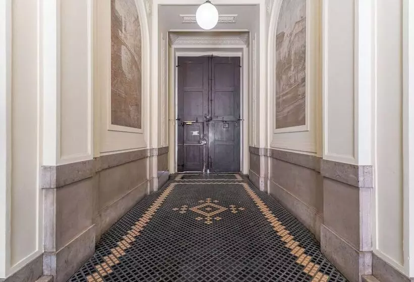 هتل Montello Suites Foresteria Lombarda